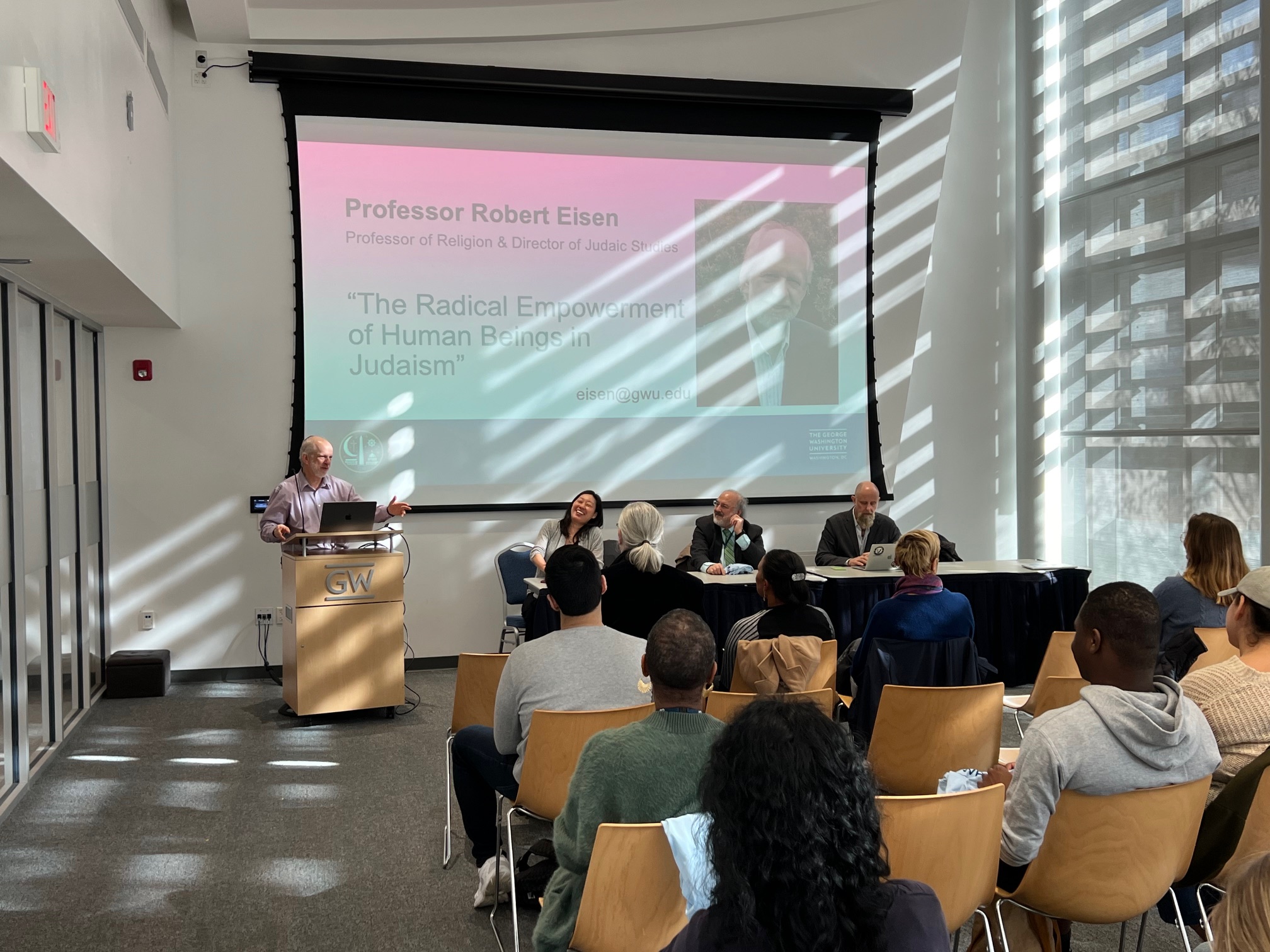 Faculty Member Rob Eisen RELx Lecture